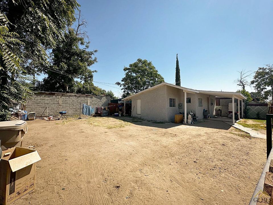 8208 Di Giorgio Rd, Lamont, CA 93241 | MLS #202306124 | Zillow