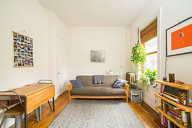 Rented by Jonathan Wachtel, LREB