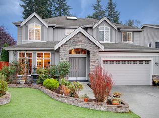 7427 NE 198th Pl, Kenmore, WA 98028