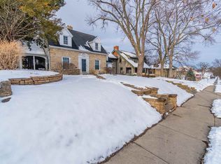 520 4th Ave, Baraboo, WI 53913