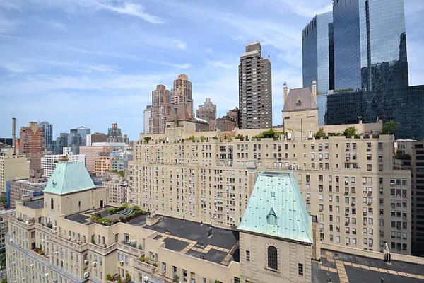 Rented by Charles H. Greenthal Management Corp | media 1