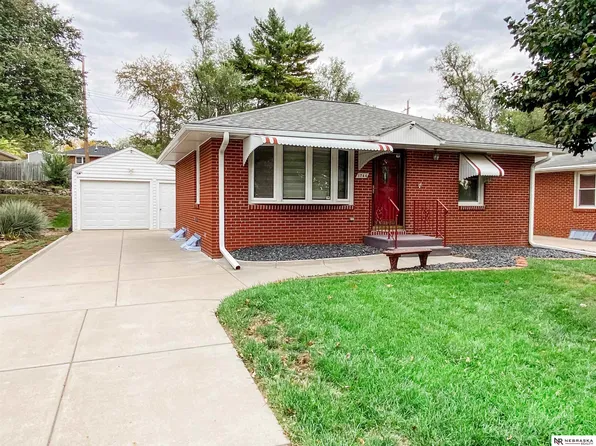 1744 N 57th St, Lincoln, NE 68505