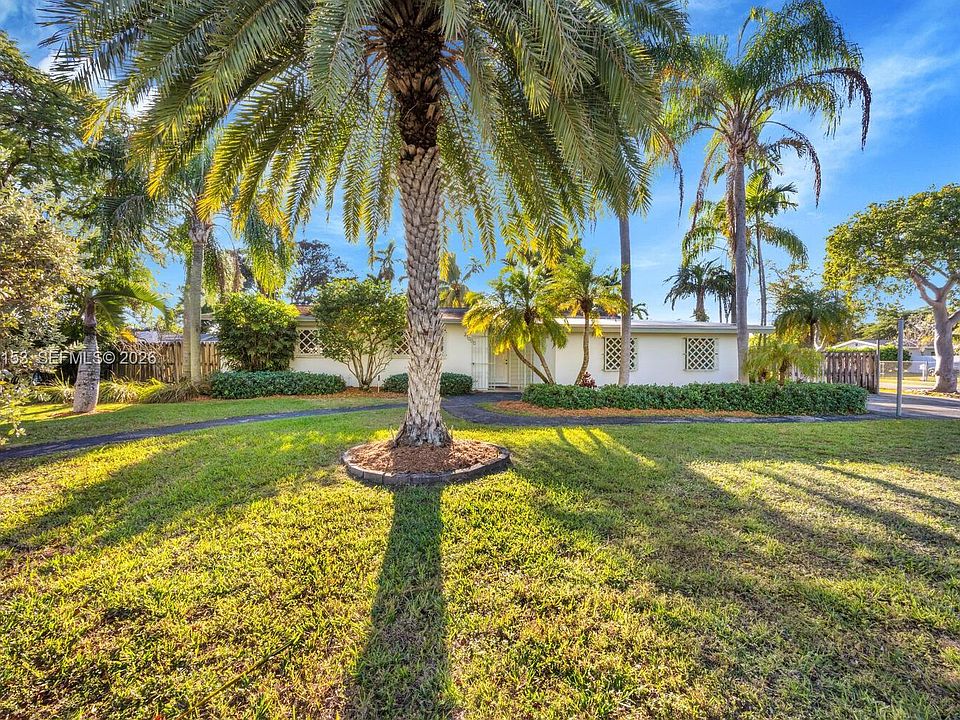 2nd image of 21000 Condado Rd