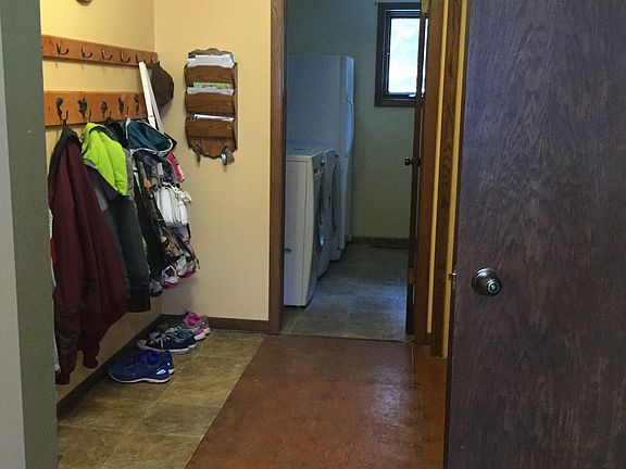 Laundry room/half bath