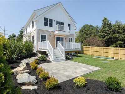10 Mount Hope Ave, Portsmouth, RI, 02871