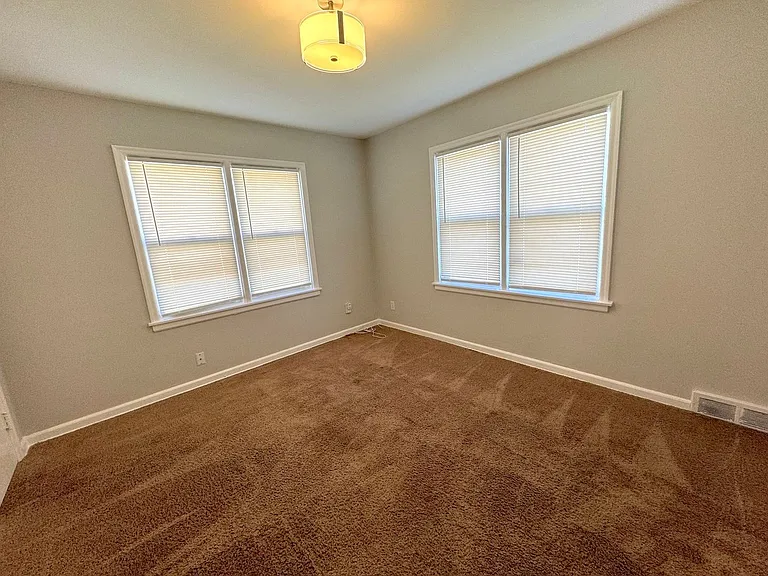 6024 Tracy Ave — Photo 9
