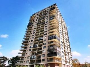1203 River Rd APT 2C, Edgewater, NJ 07020