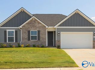 156 Jude Ln, Hazel Green, AL 35750