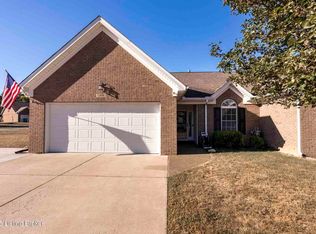 12698 Spring Haven Ct, Louisville, KY 40229