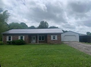 1933 E New Roe Rd, Adolphus, KY 42120