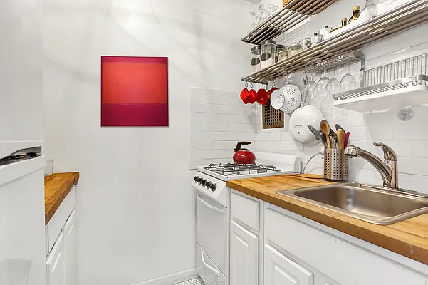 Rented by CORE | media 2