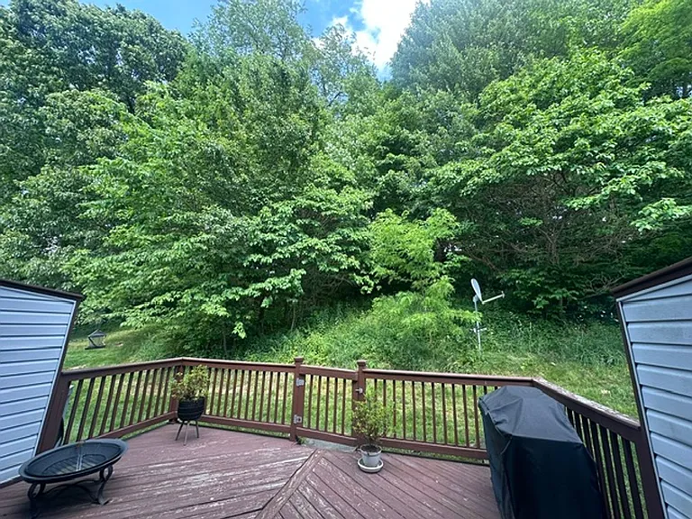 3024 Estate Dr — Photo 11