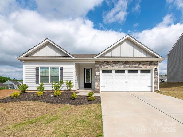 105 Tanner Loop, Troutman, NC 28166