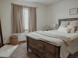 1902 Aster Bay, Hudson, WI 54016