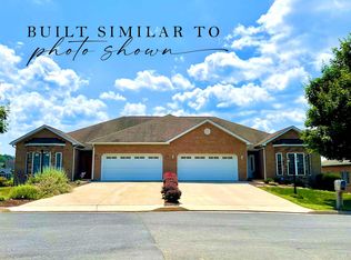 112 Lake View Cir, Waynesboro, VA 22980