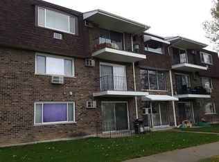 11010 Central Ave APT 1A, Chicago Ridge, IL 60415