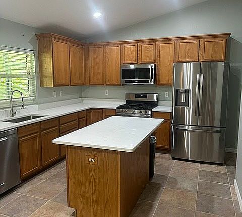 4th image of 5815 Lake Lizzie Dr