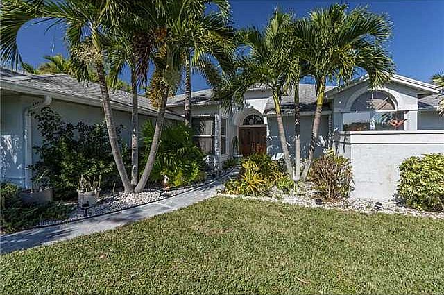 1st image of 2962 NE Ivy Ln