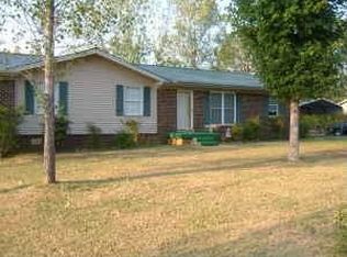 1301 Mockingbird Dr, Shelbyville, TN 37160