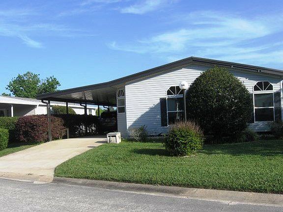 3rd image of 64 Beaver Lake Cir