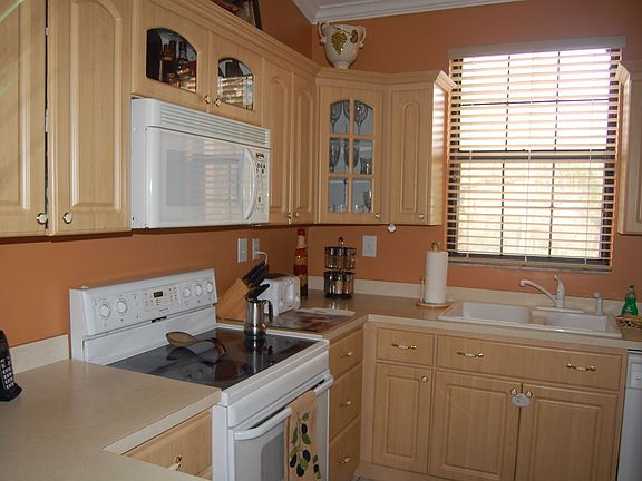 2nd image of 15505 Miami Lakeway N APT 203