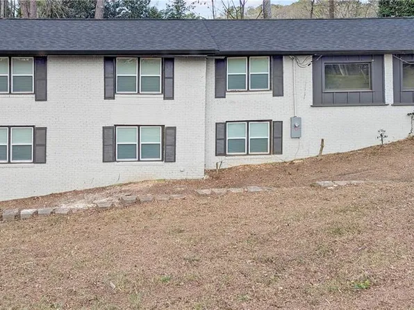 2851 Headland Dr, East Pt, GA 30344