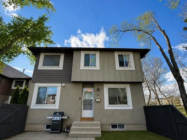 4936 E Dalton Dr NW #29, Calgary, AB T3A 2E4