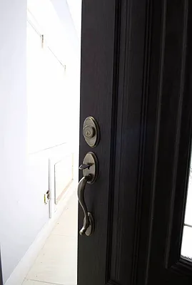 Rented by Aviram Garma, LREB | media 13