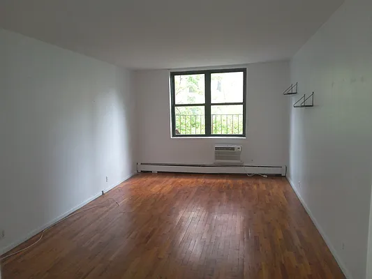 Rented by Krieger Real Estate LLC | media 11