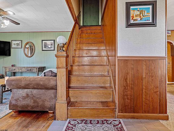 2nd image of 2290 Kingmont Rd