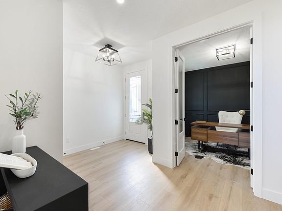 3rd image of 34 Harley Way