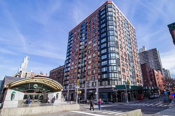 Rented by Vivaldi Real Estate | media 19