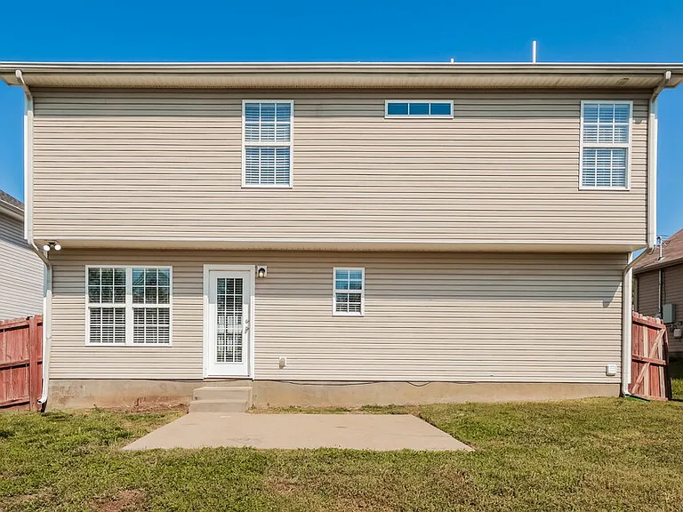 8813 Cressent Glen Ct — Photo 20