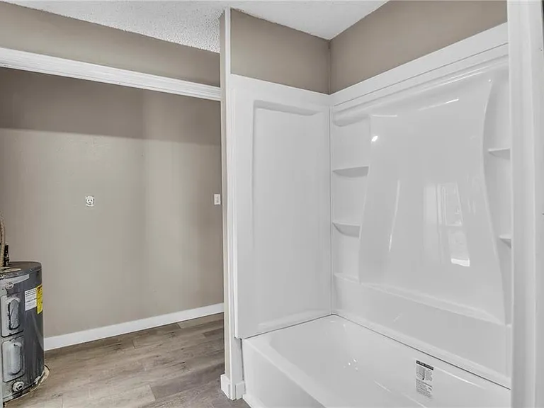 508 Caldwell St #B — Photo 10