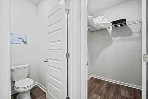 1041 Arborwood Ln SW — Photo 20
