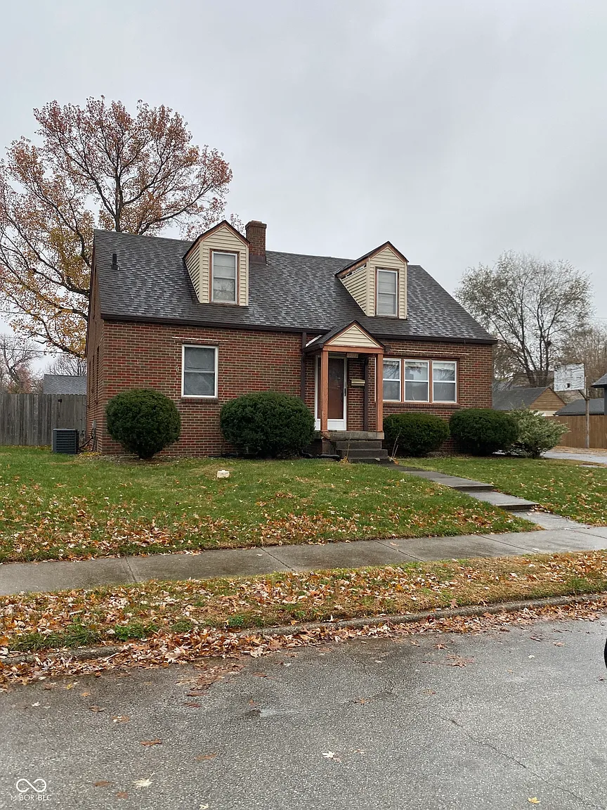 1519 Shannon Ave photo 1