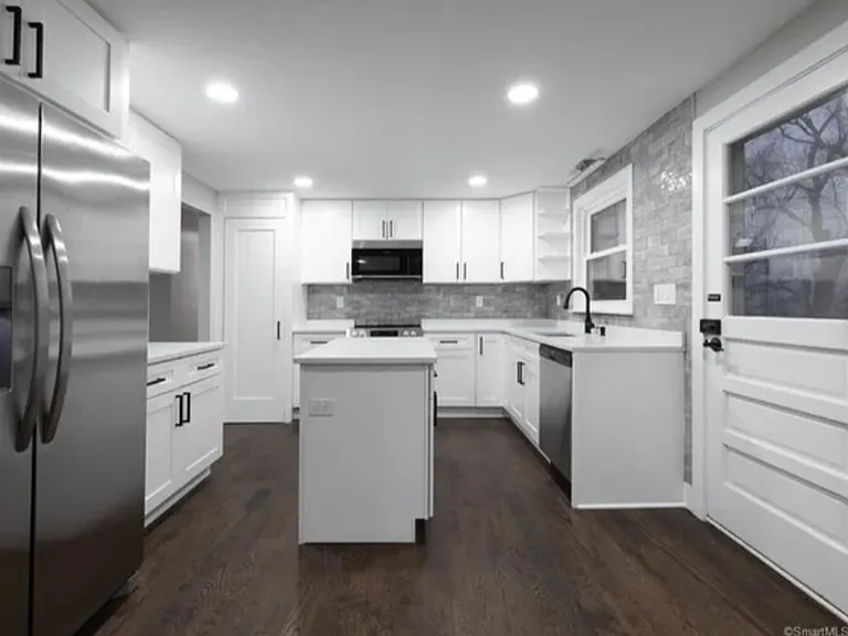 113 Worthington Rd — Photo 5