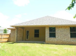 1025 Creekside Dr, Choctaw, OK 73020