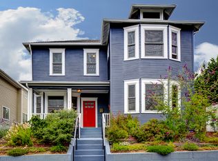217 22nd Ave E, Seattle, WA 98112