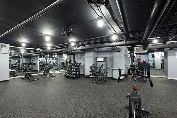 Rented by PWV Acquisitions | media 31