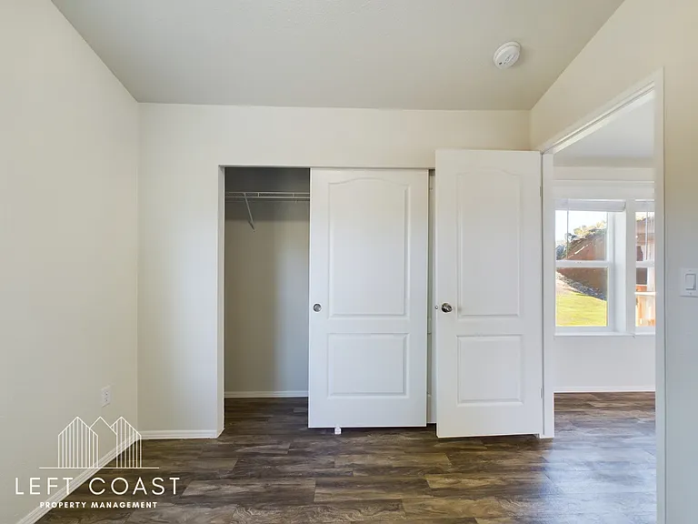 2368 Salmon River Hwy #4 — Photo 32