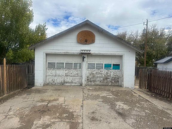 4th image of 1021 9th St
