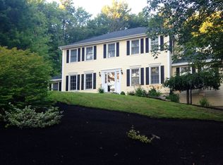 22 Whisper Dr, Bedford, NH 03110