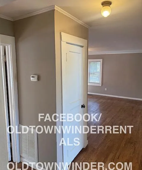 27 W Wright St — Photo 11