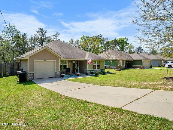 2nd image of 47 Logaras Cir