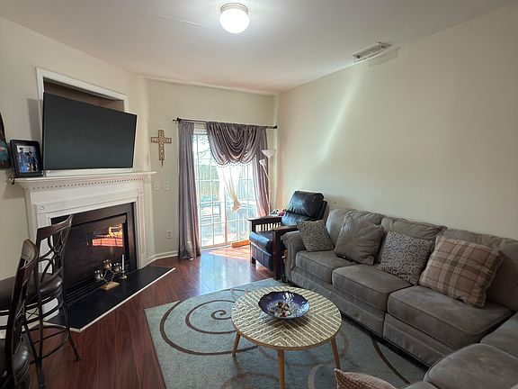 4th image of 3971 Fireoak Dr