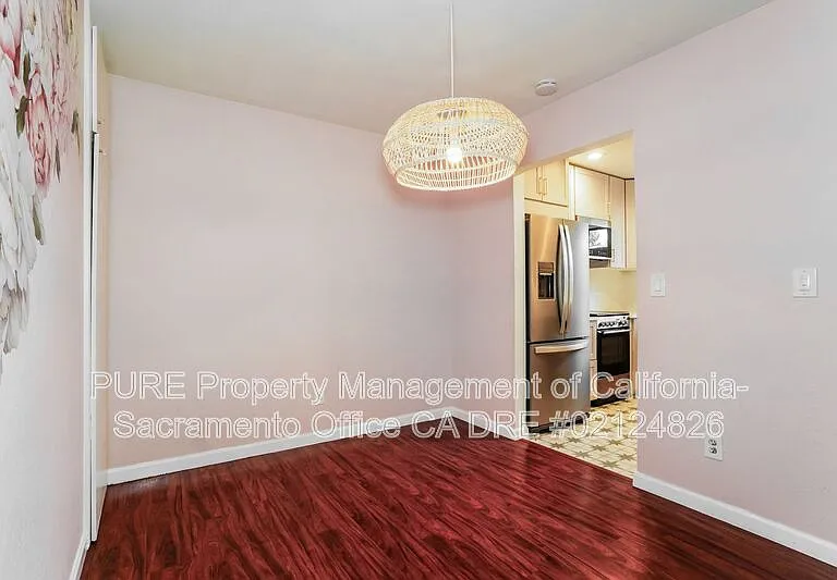 2153 Cottage Way — Photo 6