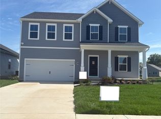 822 Meadow Lake Dr, Elyria, OH 44035