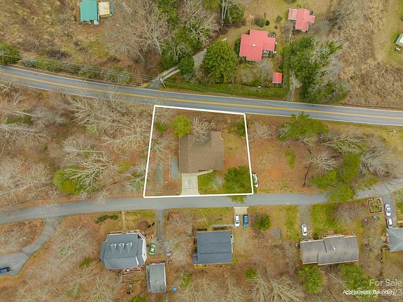 4th image of 78 Duck Dr