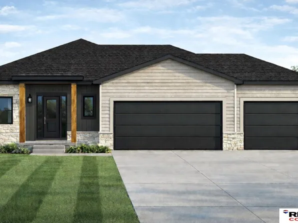 3031 Walter Ter, Roca, NE 68430